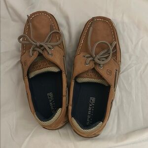 Sperry Tan Boat Shoes with Leather Laces and Slip-On Design